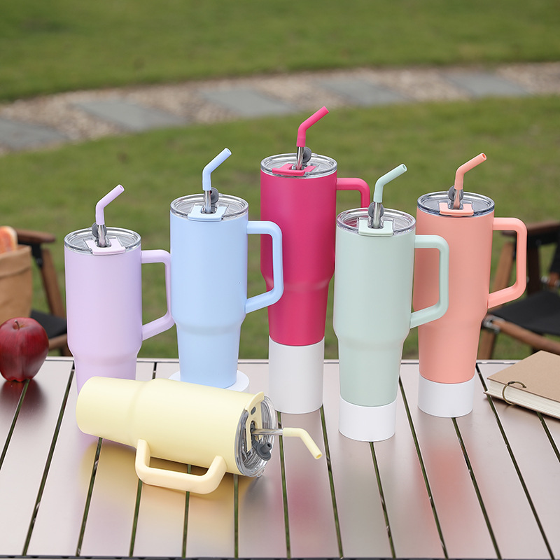 2026 Hot Sale 40oz Double-layer Vacuum Insulated Stainless Steel Thermos Cup Leak-proof Portable Straw Modern Minimalist Car product image 1