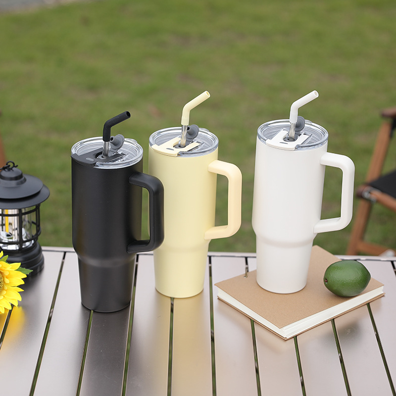 2026 Hot Sale 40oz Double-layer Vacuum Insulated Stainless Steel Thermos Cup Leak-proof Portable Straw Modern Minimalist Car product image 2