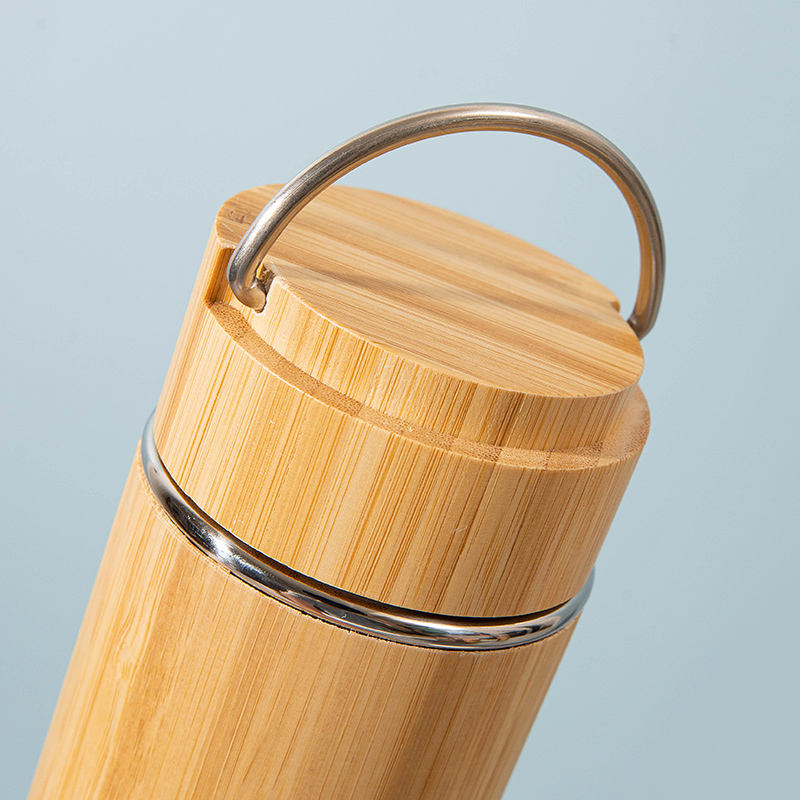 Mikenda 500ML/17OZ Wholesale Bamboo Water Bottle Natural Bamboo Stainless Steel Vacuum Insulated Infuser Bamboo Thermos Flask - Product Image 2
